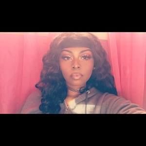 Meet your Posher, Kenja